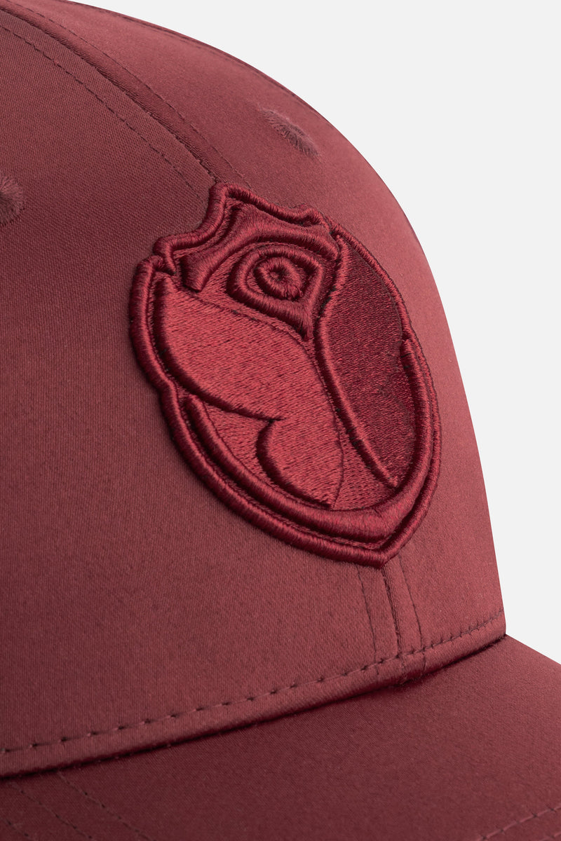 CURVED ICON SATIN CAP BURGUNDY