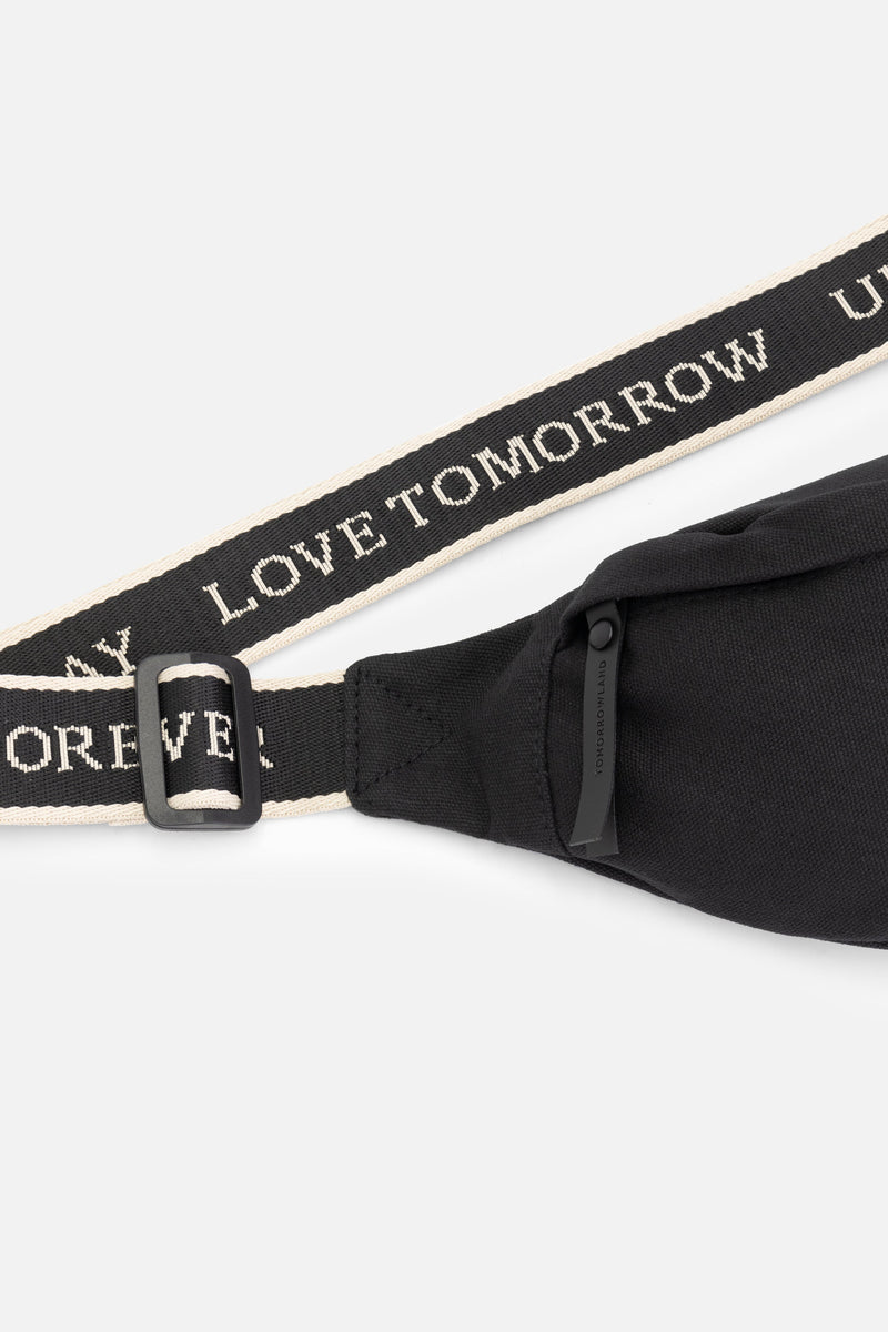 BELTBAG SLOGAN BLACK