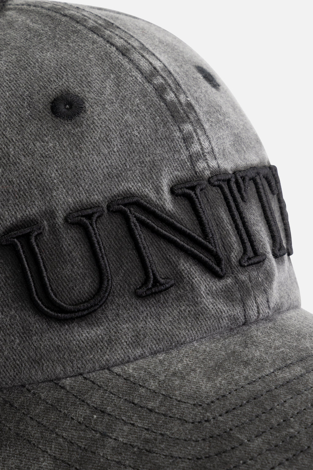 TML COLLEGE CURVED CAP WASHED BLACK