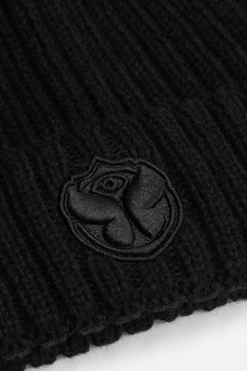 POMPOM BEANIE BLACK TONAL ARTWORK