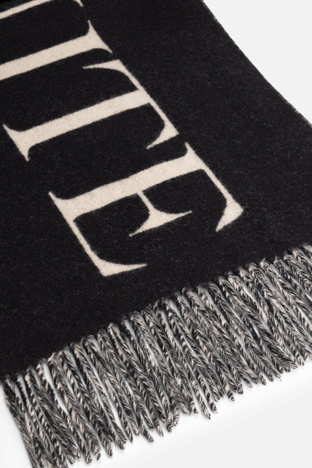 SLOGAN SCARF BLACK