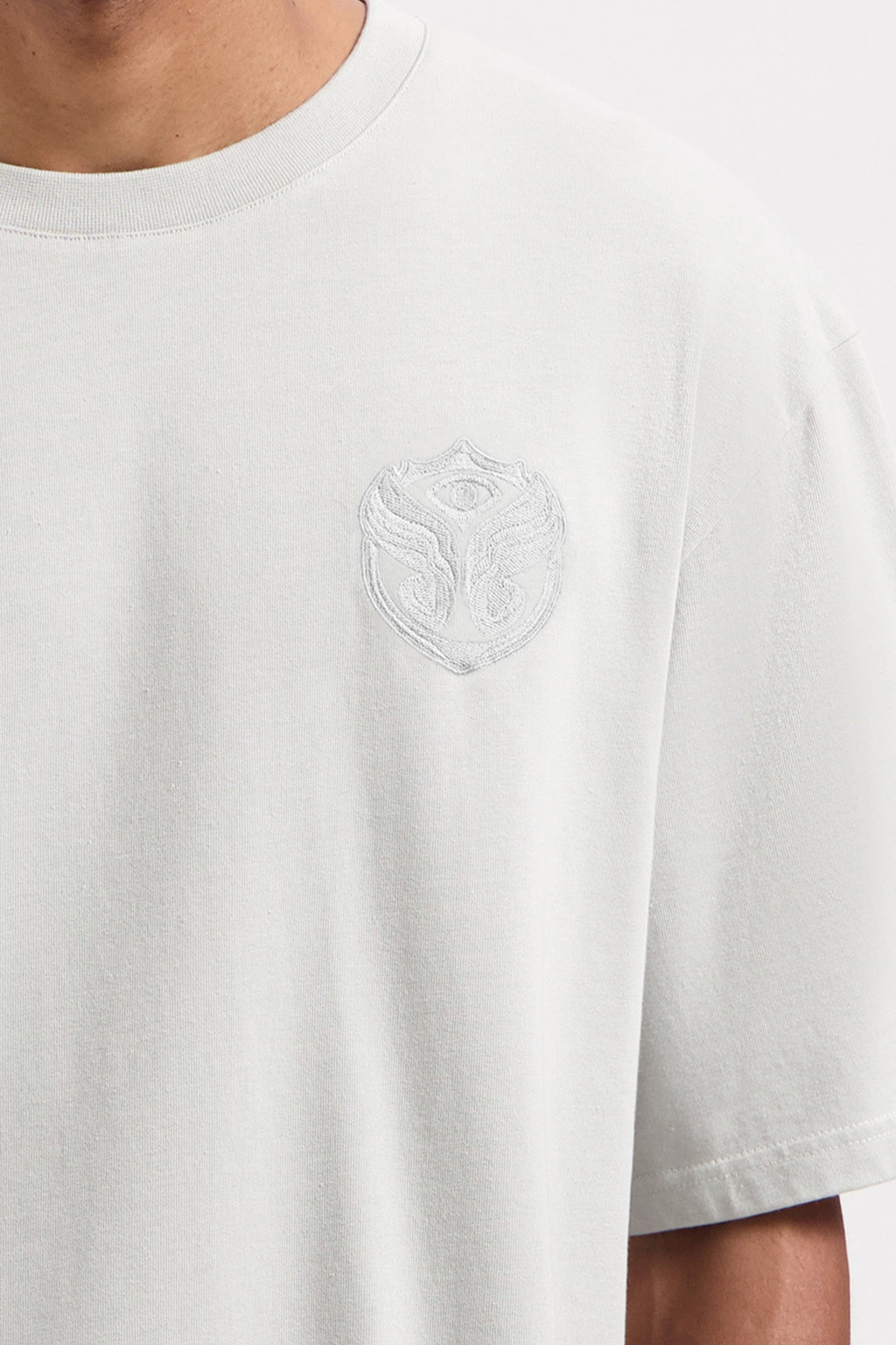 GRAPHICON FRONT T-SHIRT