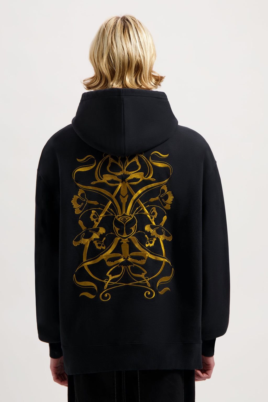 SWISH ICON BACK HOODIE BLACK